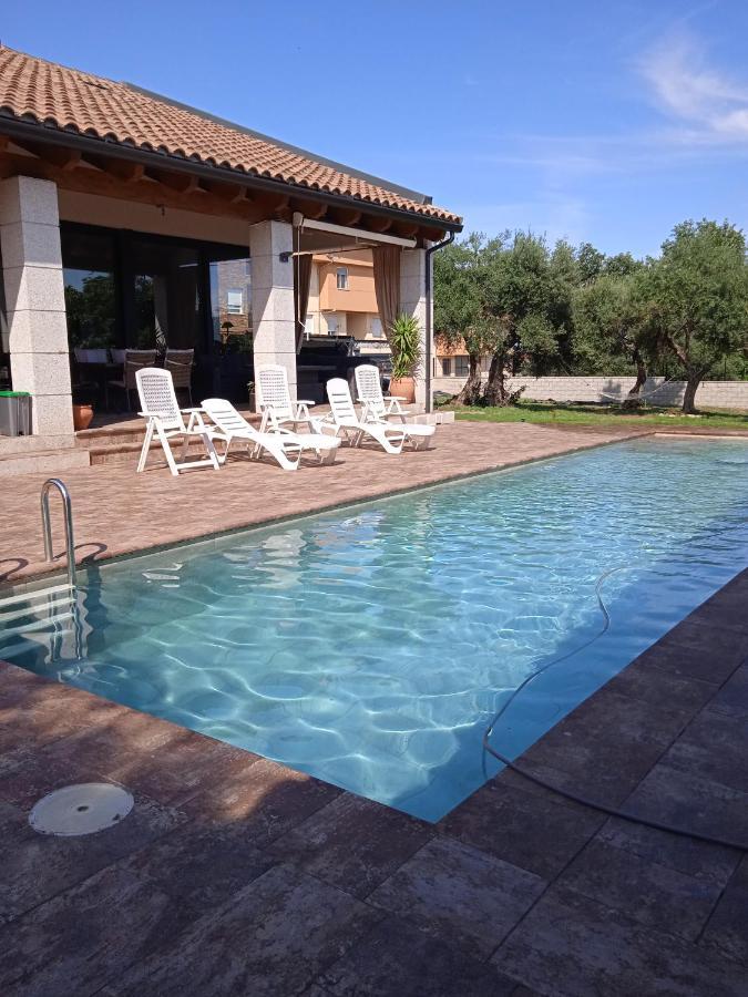 Villa Nadine Candeleda Luaran gambar